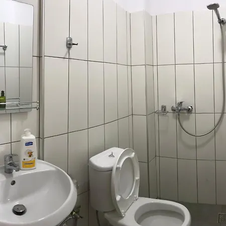 Center Hotel Sarandë