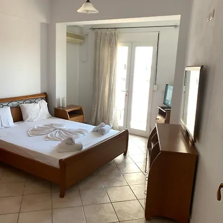 Center Hotel 3*