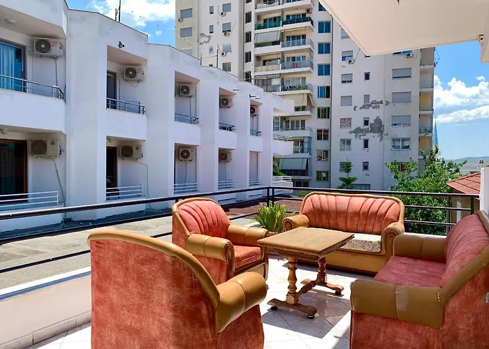 Hotell Center Sarandë