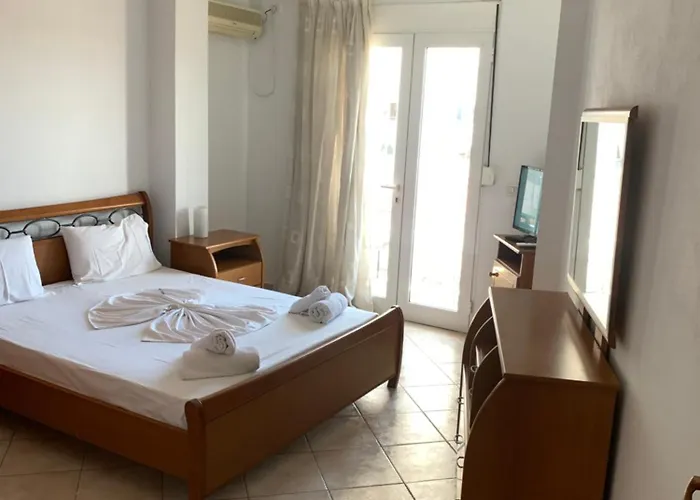 Center Hotell 3*